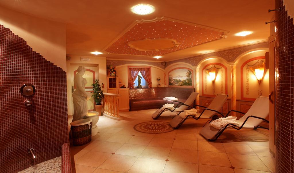 Garni B&B Schenk Sëlva di Val Gardena Eksteriør billede